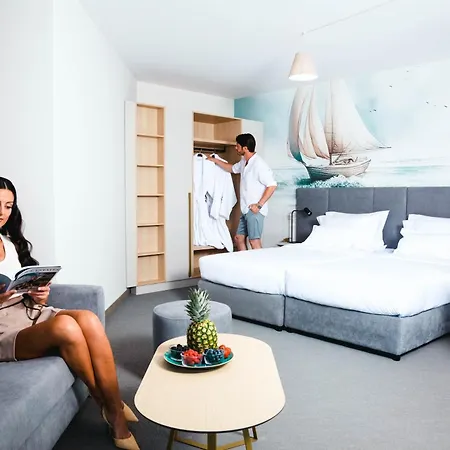 Antea - By The Sea 4*