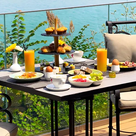 Hotel Antea - By The Sea