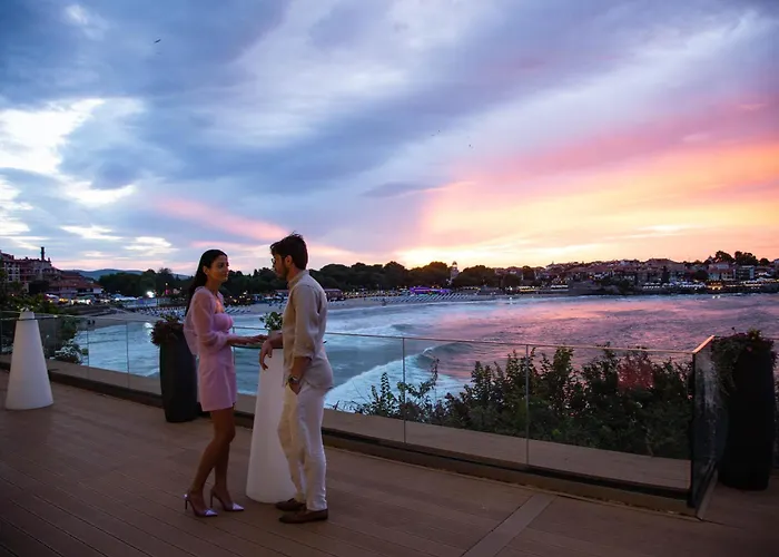 מלון Antea - By The Sea