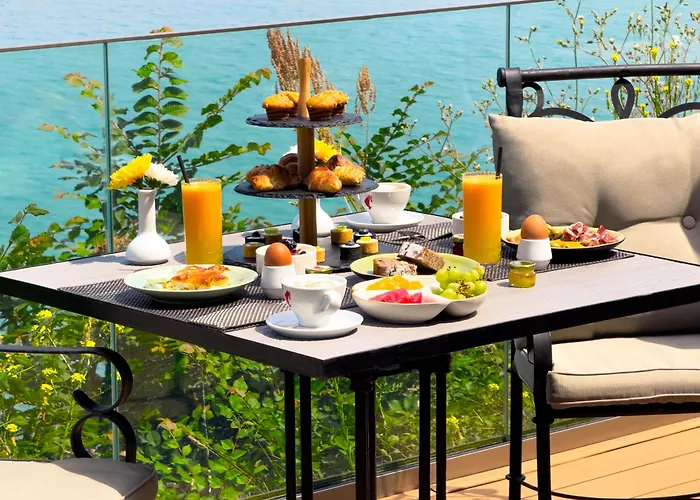 מלון Antea - By The Sea