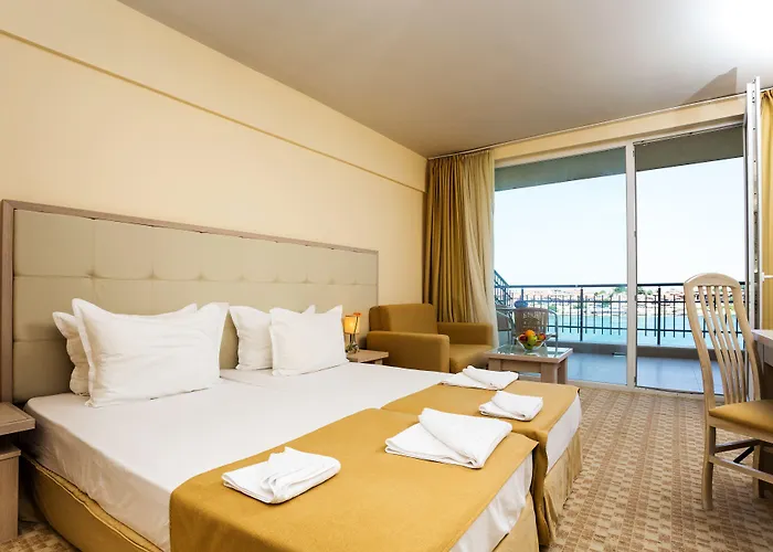 מלון Antea - By The Sea סוזופול