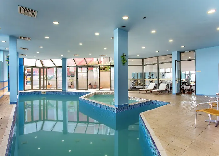 מלון Antea - By The Sea 4*