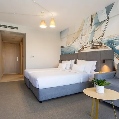 Antea Hotel 4*